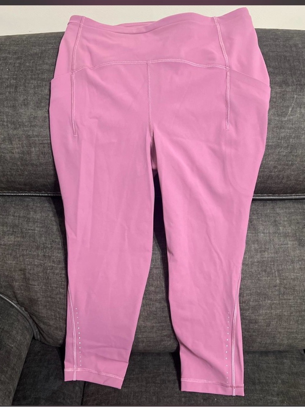 Lululemon Pink Active Capri Leggings